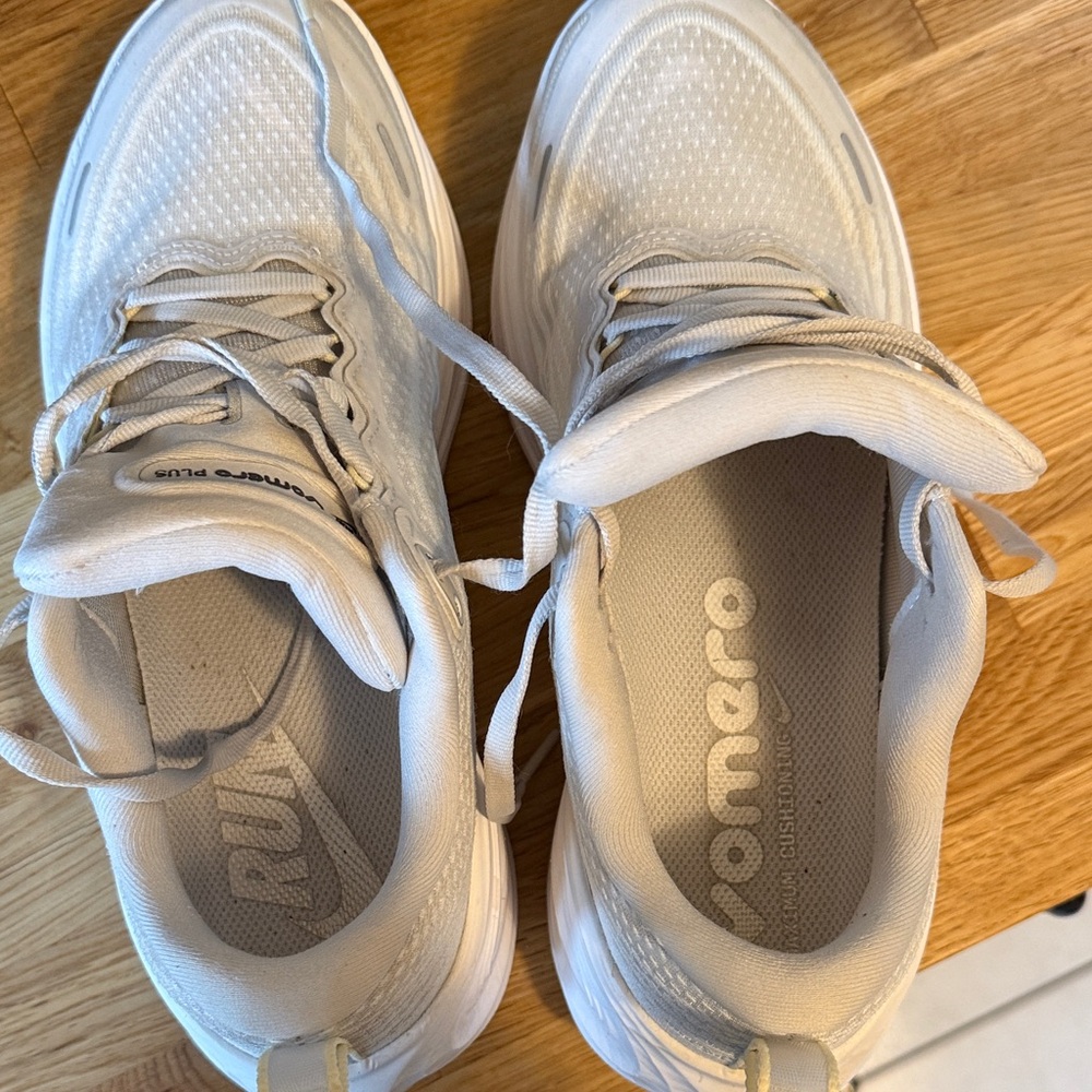 Nike Vomero Plus - Picture 6 of 8